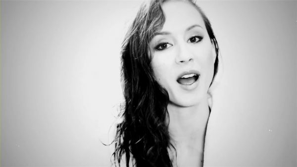 GQ_with_the_Women_of_Pretty_Little_Liars__Troian_Bellisario__2874329.jpg