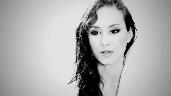 GQ_with_the_Women_of_Pretty_Little_Liars__Troian_Bellisario__2888229.jpg
