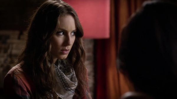 PLL_S04E02_720p_JACK_Up_DownloadSeriesHere_0078.jpg