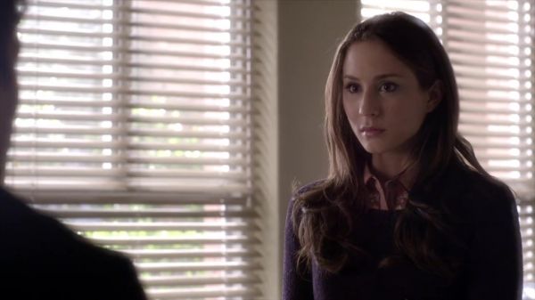PLL_S04E02_720p_JACK_Up_DownloadSeriesHere_0808.jpg