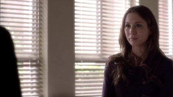 PLL_S04E02_720p_JACK_Up_DownloadSeriesHere_0832.jpg