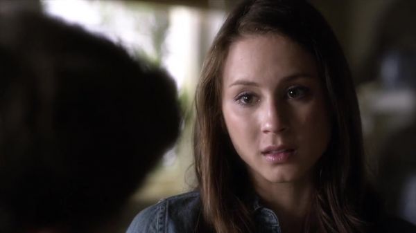 PLL_S04E02_720p_JACK_Up_DownloadSeriesHere_1891.jpg