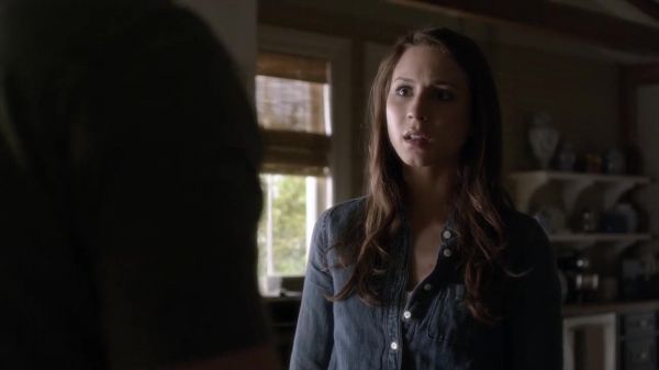 PLL_S04E02_720p_JACK_Up_DownloadSeriesHere_1922.jpg