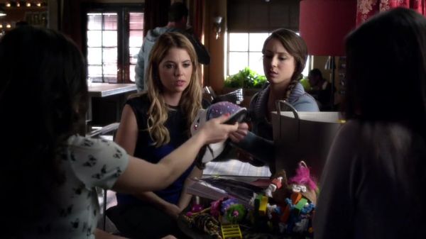 PLL_S04E03_720p_JACK_Up_DownloadSeriesHere_0219.jpg