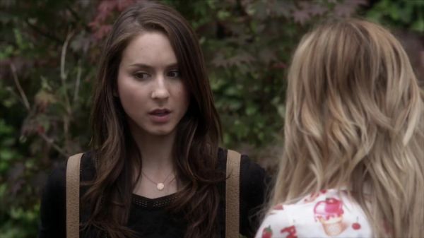 PLL_S04E04_720p_JACK_Up_DownloadSeriesHere_0153.jpg