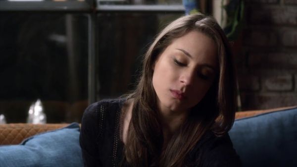 PLL_S04E04_720p_JACK_Up_DownloadSeriesHere_0310.jpg