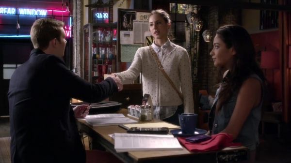 PLL_S04E05_720p_JACK_Up_DownloadSeriesHere_0855.jpg