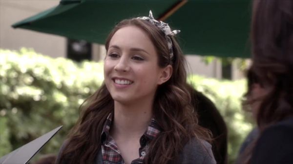PLL_S04E05_720p_JACK_Up_DownloadSeriesHere_1299.jpg