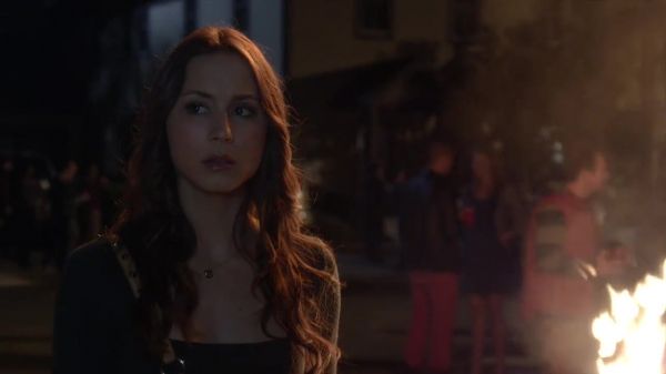 PLL_S04E05_720p_JACK_Up_DownloadSeriesHere_2441.jpg