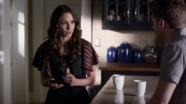 PLL_S04E06_720p_JACK_Up_DownloadSeriesHere_0884.jpg