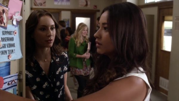 PLL_S04E06_720p_JACK_Up_DownloadSeriesHere_1297.jpg