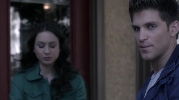 PLL_S04E06_720p_JACK_Up_DownloadSeriesHere_2110.jpg