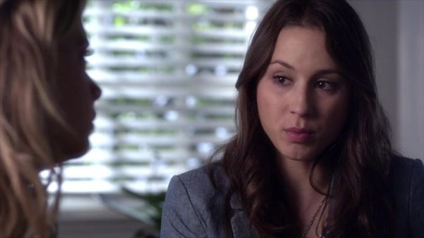 PLL_S04E07_720p_JACK_Up_DownloadSeriesHere_1152.jpg