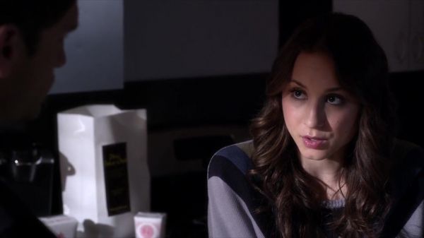 PLL_S04E07_720p_JACK_Up_DownloadSeriesHere_2100.jpg