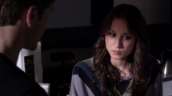 PLL_S04E07_720p_JACK_Up_DownloadSeriesHere_2105.jpg