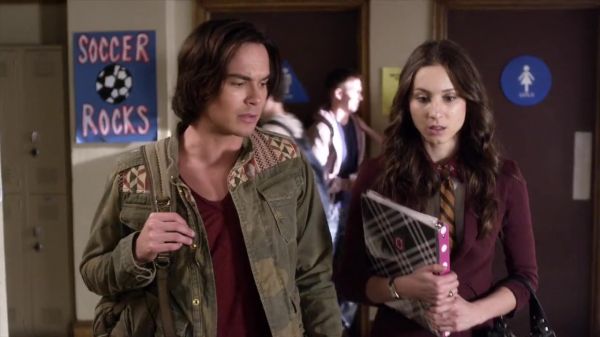 PLL_S04E08_720p_JACK_Up_DownloadSeriesHere_0551.jpg