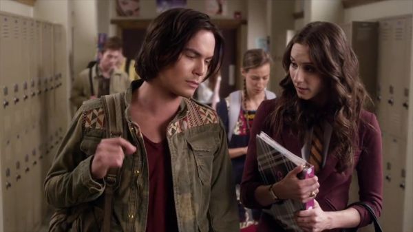 PLL_S04E08_720p_JACK_Up_DownloadSeriesHere_0562.jpg