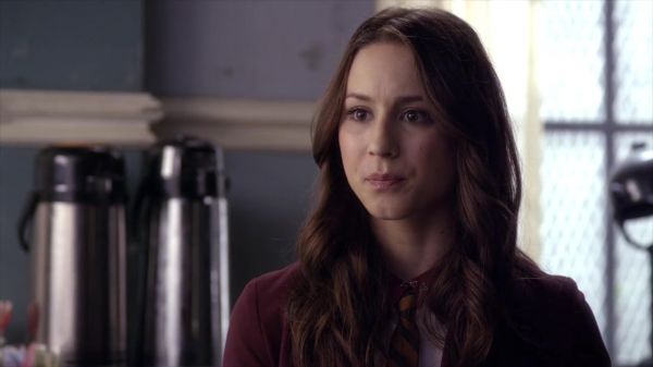 PLL_S04E08_720p_JACK_Up_DownloadSeriesHere_1154.jpg