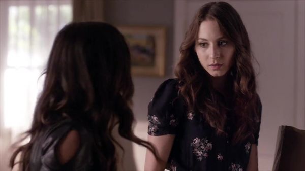 PLL_S04E09_720p_JACK_Up_DownloadSeriesHere_1070.jpg