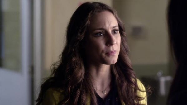 PLL_S04E09_720p_JACK_Up_DownloadSeriesHere_2381.jpg