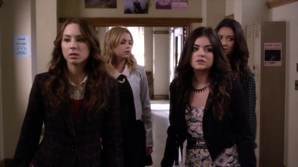 PLL_S04E10_720p_JACK_Up_DownloadSeriesHere_0090.jpg
