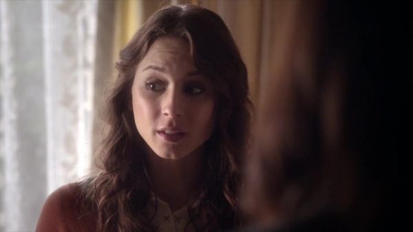 PLL_S04E10_720p_JACK_Up_DownloadSeriesHere_0519.jpg