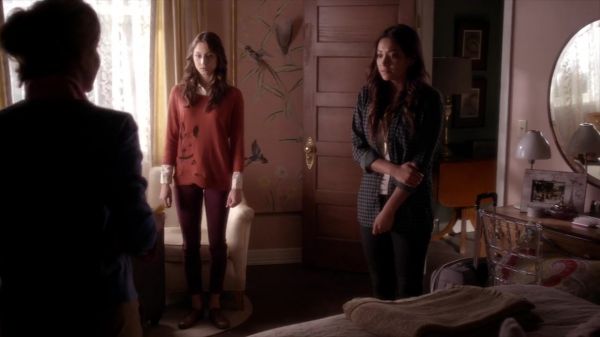 PLL_S04E10_720p_JACK_Up_DownloadSeriesHere_0584.jpg