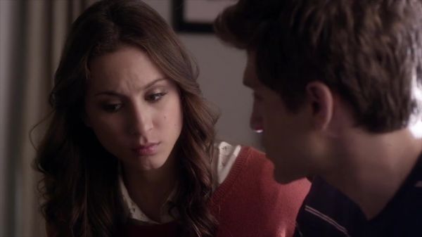 PLL_S04E10_720p_JACK_Up_DownloadSeriesHere_0865.jpg