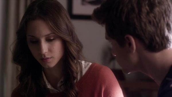 PLL_S04E10_720p_JACK_Up_DownloadSeriesHere_0895.jpg