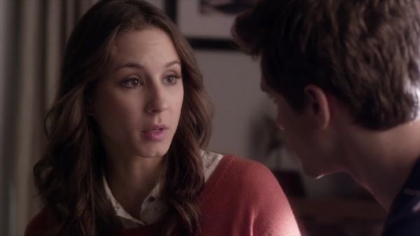 PLL_S04E10_720p_JACK_Up_DownloadSeriesHere_0898.jpg