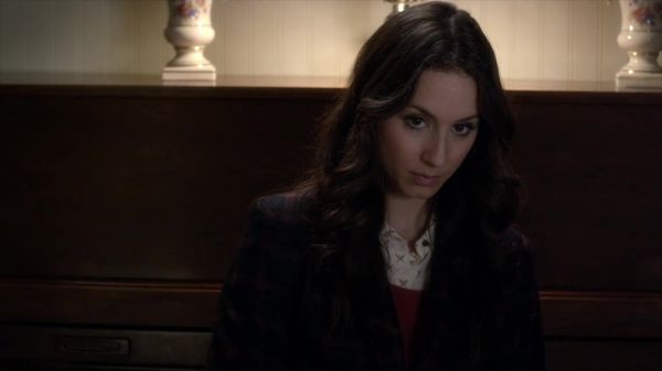 PLL_S04E10_720p_JACK_Up_DownloadSeriesHere_1857.jpg