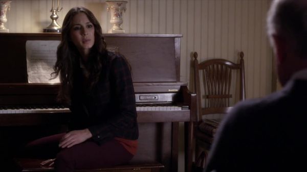 PLL_S04E10_720p_JACK_Up_DownloadSeriesHere_1926.jpg