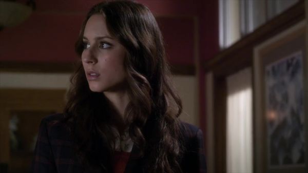 PLL_S04E10_720p_JACK_Up_DownloadSeriesHere_1958.jpg