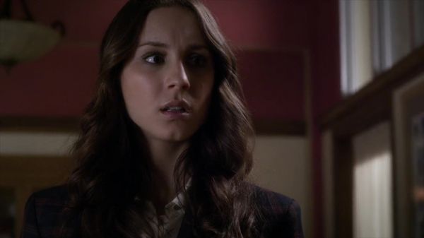 PLL_S04E10_720p_JACK_Up_DownloadSeriesHere_1962.jpg