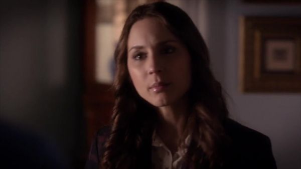 PLL_S04E10_720p_JACK_Up_DownloadSeriesHere_2038.jpg