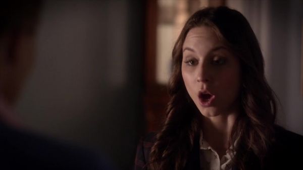 PLL_S04E10_720p_JACK_Up_DownloadSeriesHere_2048.jpg