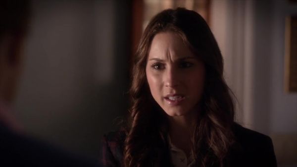 PLL_S04E10_720p_JACK_Up_DownloadSeriesHere_2170.jpg