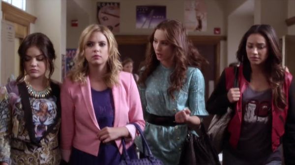 PLL_S04E11_720p_JACK_Up_DownloadSeriesHere_0246.jpg