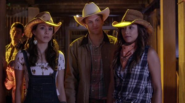 PLL_S04E11_720p_JACK_Up_DownloadSeriesHere_1657.jpg