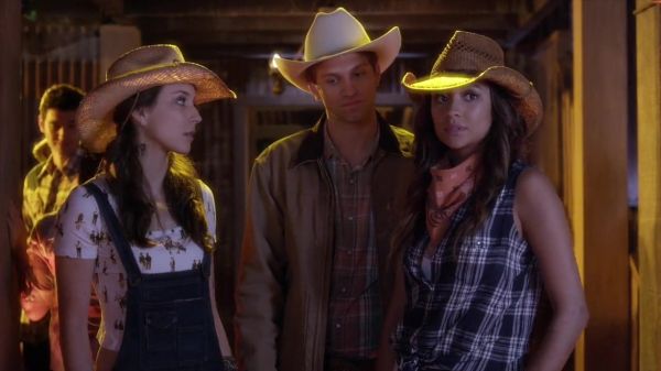 PLL_S04E11_720p_JACK_Up_DownloadSeriesHere_1659.jpg