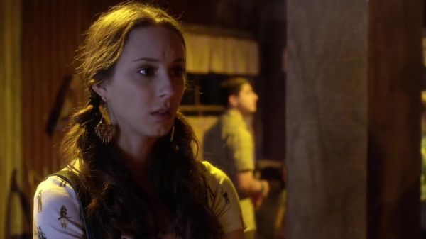 PLL_S04E11_720p_JACK_Up_DownloadSeriesHere_1972.jpg