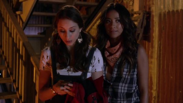 PLL_S04E11_720p_JACK_Up_DownloadSeriesHere_2396.jpg