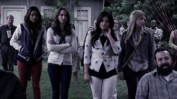 PLL_S04E12_720p_JACK_Up_DownloadSeriesHere_1567.jpg