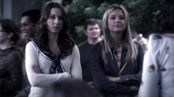 PLL_S04E12_720p_JACK_Up_DownloadSeriesHere_1650.jpg