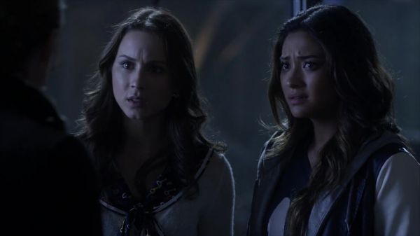 PLL_S04E12_720p_JACK_Up_DownloadSeriesHere_2390.jpg
