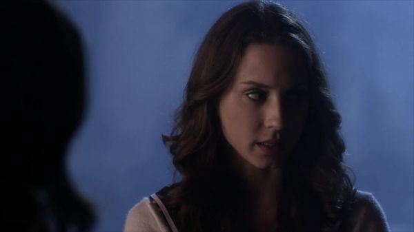 PLL_S04E12_720p_JACK_Up_DownloadSeriesHere_2473.jpg