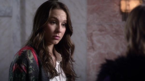 PLL_S04E14_720p_JACK_Up_DownloadSeriesHere_0186.jpg