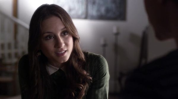 PLL_S04E14_720p_JACK_Up_DownloadSeriesHere_1658.jpg