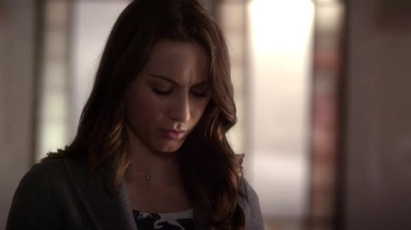 PLL_S04E15_720p_JACK_Up_DownloadSeriesHere_0052.jpg