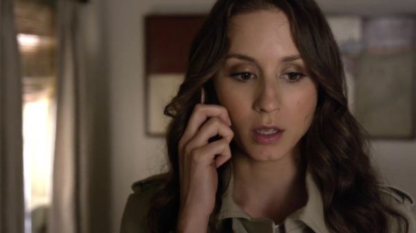 PLL_S04E15_720p_JACK_Up_DownloadSeriesHere_0990.jpg